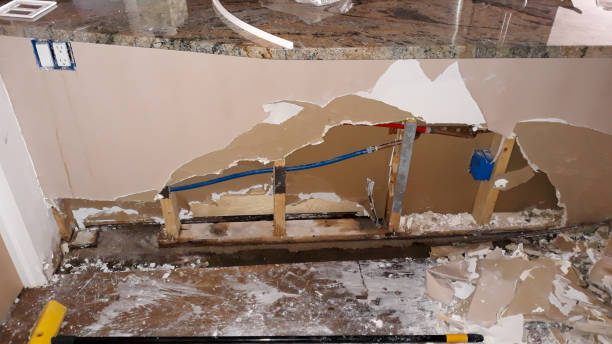 Professional Water damage restoration in CA